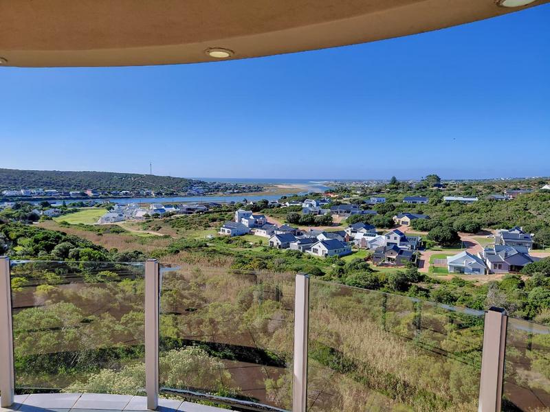5 Bedroom Property for Sale in Stilbaai Wes Western Cape